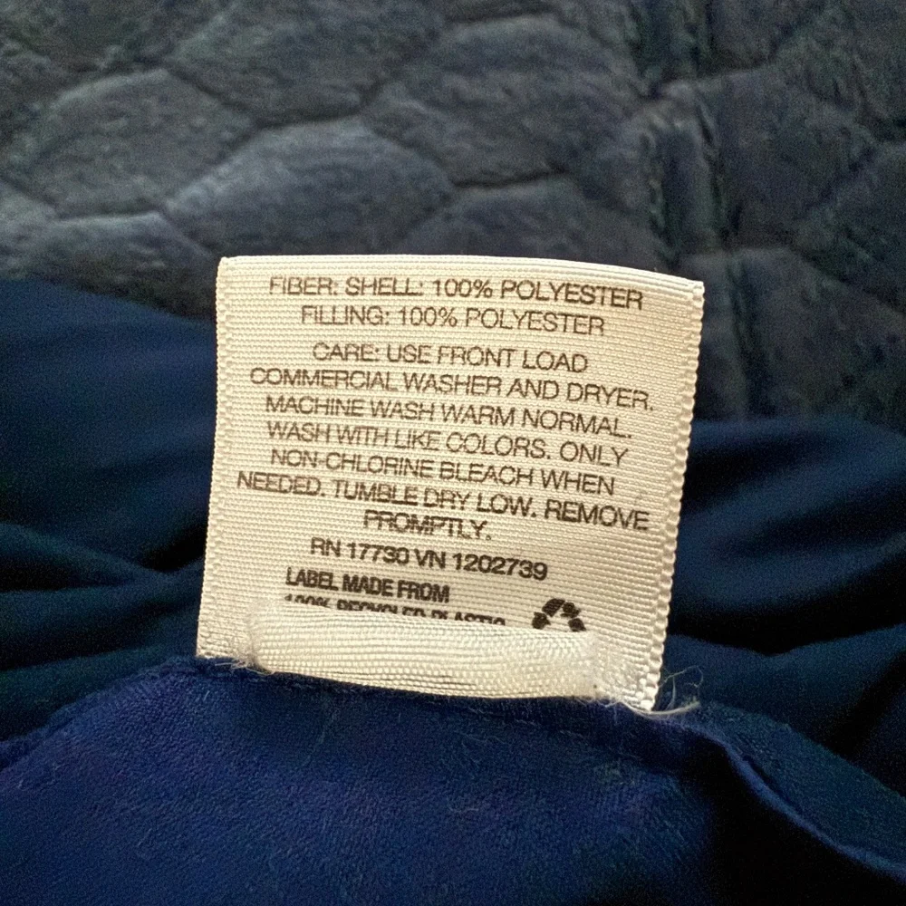 Navy Blue 100% Polyester Microfiber Channel Stitch Comforter All-Season Down
